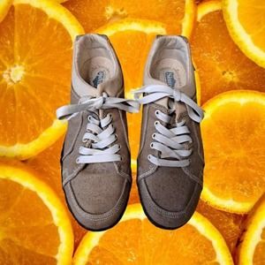 Simple Eco Tan Sneakers Size 11.5‎